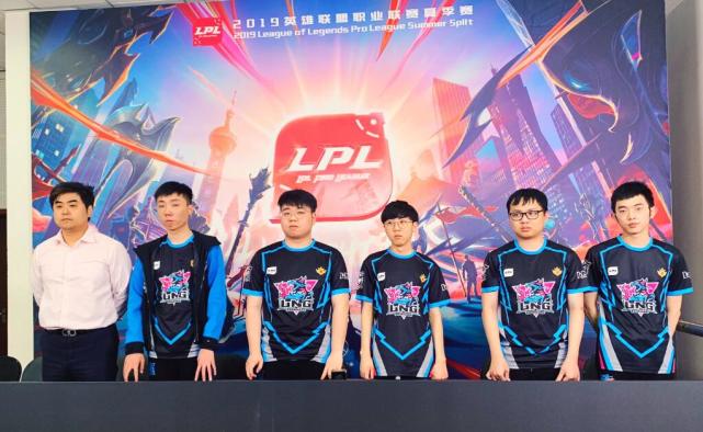 通过票面批 通过票面批